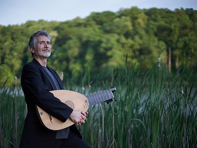 image of Fifteen Questions Interview with Ronn McFarlane