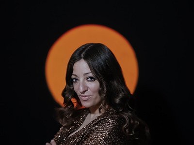 image of Fifteen Questions Interview with Isabella Summers 