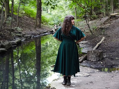image of Abigail Lapell Shares her Creative Process 