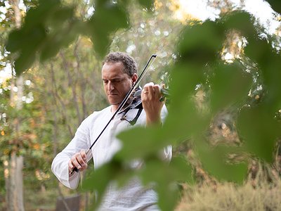image of Miguel Atwood-Ferguson about Listening, Performing and Communicating