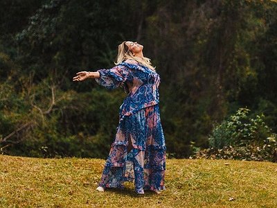 image of Jenn Howard Shares her Creative Process