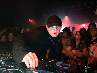 image of Umru (Charli XCX, Caroline Polachek) about Production, Technology, and Creativity