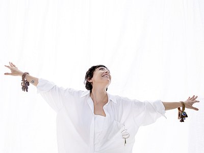 image of Adriana Calcanhotto Shares her Creative Process 