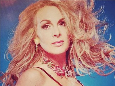 image of Jay Aston (Bucks Fizz) about her Voice and Singing