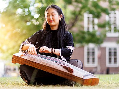 image of Yijia about Lyrics